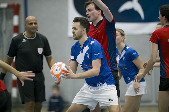 Dindoa tegen Synergo korfbal