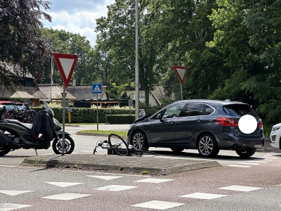 Fietser aangereden op rotonde Harderwijkerweg Ermelo 