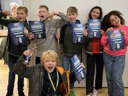 Basisschool De Korenbloem uit Putten winnaar van  het schoolzwemkampioenschap van Ermelo en Putten