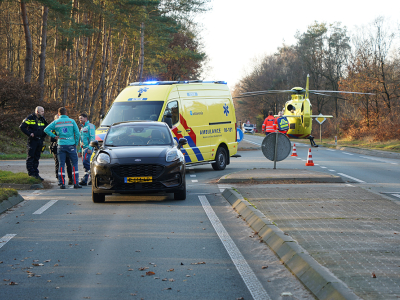 Fietser geschept door auto in Ermelo