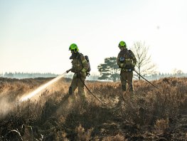 Heidebrand op Ermelosche Heide, vermoedelijk aangestoken door kinderen